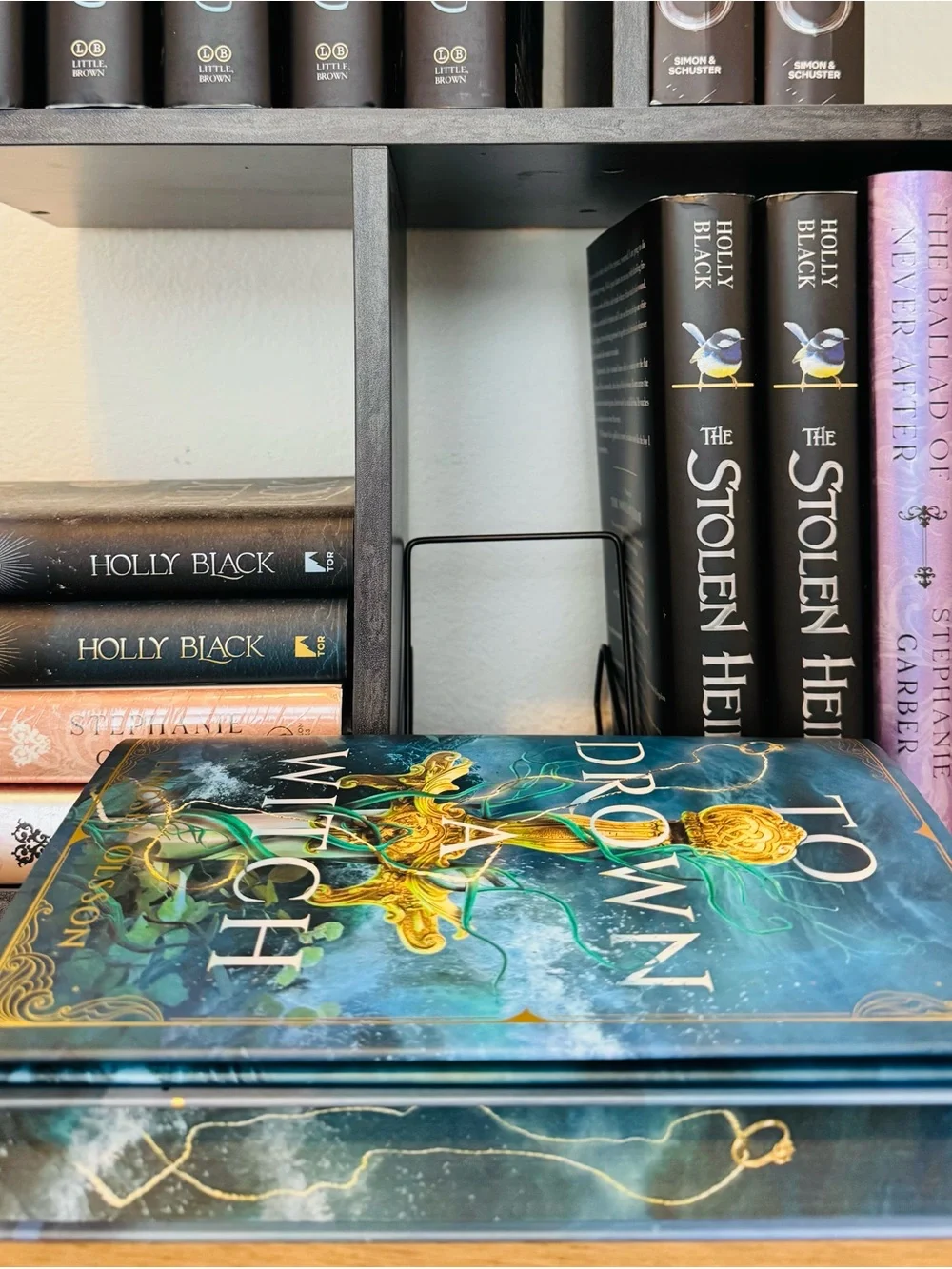 Fairyloot Exclusive Edition To Drown A Witch by Lindsey Olsson